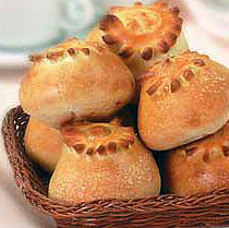 Beautiful Russian ladies: Elena from Nikolaev and her traditional dishes